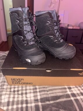 The North Face Women's Black Insulated Winter Boot